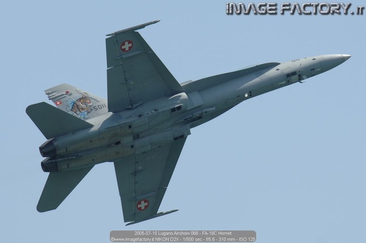 2005-07-15 Lugano Airshow 066 - FA-18C Hornet